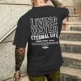 Living Water Eternal Life John 4 メンズTシャツ バックプリント 彼への贈り物