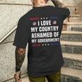 I Love My Country Ashamed Of My Government Usa 愛国的 メンズTシャツ バックプリント 彼への贈り物