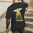 Ufo 卵 ベーコン アブダクション 面白い 宇宙人 朝ごはん 銀河系 食品 メンズTシャツ バックプリント 彼への贈り物