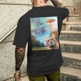 Ufo付き猫セルフィー メンズTシャツ バックプリント 彼への贈り物