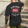 Vintage 1960 ヴィンテージ 1960年生まれ 62歳の誕生日ギフトアイデア 62歳 メンズTシャツ バックプリント 彼への贈り物