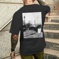 Yokohama Yamashita Pier 1966年3月 モノクローム写真 メンズTシャツ バックプリント 彼への贈り物