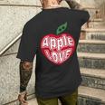 「Red Apple Fresh Fruit 」 ハート型 Love りんご フルーツ ユニークデザイン 長袖tシャツ メンズTシャツ バックプリント 彼への贈り物