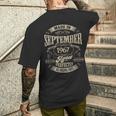ヴィンテージ還暦伝説 1967年9月 60歳の贈り物 メンズTシャツ バックプリント 彼への贈り物