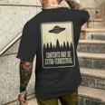 中身は地球外ufo 月曜日 宇宙人宇宙 メンズTシャツ バックプリント 彼への贈り物