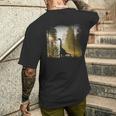 夜明けの竜脚類恐竜の森 リアルなグラフィックデザイン メンズTシャツ バックプリント 彼への贈り物