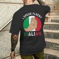 私は流暢なイタリア語を話します、イタリアの手のジェスチャー、私はイタリアが大好きです メンズTシャツ バックプリント 彼への贈り物