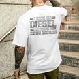 ディーゼルカフェインで走るトラック運転手 メンズTシャツ バックプリント 彼への贈り物