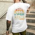 ヴィンテージカー 1986 年3月 40 歳の誕生日 1986 年のクラシックカー メンズTシャツ バックプリント 彼への贈り物