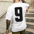番号9 ナインスポーツジャージ 誕生日年齢 ラッキーナンバーブラック メンズTシャツ バックプリント 彼への贈り物