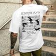 音楽とトカゲ ヤモリ ミュージシャン 爬虫類 メンズTシャツ バックプリント 彼への贈り物