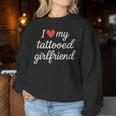 I Heart My Tattooed Girlfriend かわいいレッドハートデザイン レディーススウェットシャツ 面白い贈り物