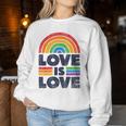 Lgbtq Love Is Love Gay Pride Lgbt Ally Rainbow Flagintage レディーススウェットシャツ 面白い贈り物