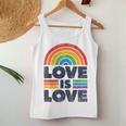 Lgbtq Love Is Love Gay Pride Lgbt Ally Rainbow Flagintage レディースタンクトップ 面白い贈り物