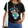 ウクレレギフト 70年代の花のウクレレ奏者 レディースTシャツ