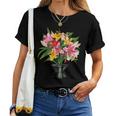 美しいユリの春の花 フローラルプリント ガーデニング レディースTシャツ