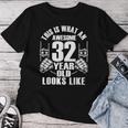 男性、女性、32歳の誕生日への32歳の誕生日プレゼント レディースTシャツ 面白い贈り物