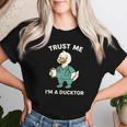 Trust Me I'm A Ducktor メディカルしゃれクワック ダックドクター レディースTシャツ 彼女への贈り物