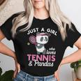 Just A Girl Who Love Tennis & Pandas パンダテニス愛好家 レディースTシャツ 彼女への贈り物