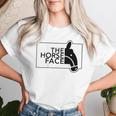 【バックプリント・背中側】ザ・ホース・フェイス The Horse Face 午年 馬 2026 パロディ レディースTシャツ 彼女への贈り物