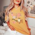 柴犬 梅の花 和柄 かわいいイラスト 犬好き お花見 レディースオーバーサイズコンフォートTシャツ Mustard