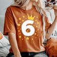 キッズ 誕生日 数字 6歳 男の子 女の子 キング クイーン レディースオーバーサイズコンフォートTシャツ Yam