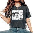 Trashed Panda Racoon Trend レディースオーバーサイズコンフォートTシャツ Pepper
