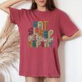 Eatleep Be Edwin Repeat Groovy Retro Edwin レディースオーバーサイズコンフォートTシャツ Crimson