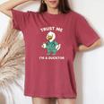 Trust Me I'm A Ducktor メディカルしゃれクワック ダックドクター レディースオーバーサイズコンフォートTシャツ Crimson