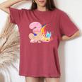 キッズ I Am 3 かわいいユニコーン 誕生日ギフト 女の子向け レディースオーバーサイズコンフォートTシャツ Crimson