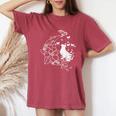 花柄の三日月と蝶を持った猫。 レディースオーバーサイズコンフォートTシャツ Crimson