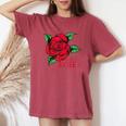 赤いバラとi'm A Wild Roseの花のデザイン レディースオーバーサイズコンフォートTシャツ Crimson