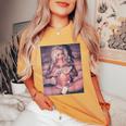 Hot Girl On ピストルを持つ少女 レディースオーバーサイズコンフォートTシャツ Mustard