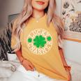 Lucky Charmer t Patrick's Day 男の子 女の子 キッズ レディースオーバーサイズコンフォートTシャツ Mustard