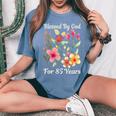 85歳 神様の祝福 かわいい庭の花 85歳の誕生日 長袖tシャツ レディースオーバーサイズコンフォートTシャツ Blue Jean