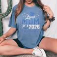 Mom Graduation Senior 2026 Proud Mom Of A 2026 Graduate Women's Oversized Comfort T-Shirt Blue Jean