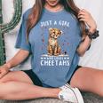 面白いチーターアニマル。チーターが大好きな女の子だけ。 レディースオーバーサイズコンフォートTシャツ Blue Jean