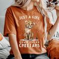 面白いチーターアニマル。チーターが大好きな女の子だけ。 レディースオーバーサイズコンフォートTシャツ Yam