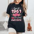 65歳 1961年4月 花柄 65歳 誕生日 男性 女性 レディースオーバーサイズコンフォートTシャツ Black