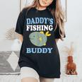 Daddy's Fishing Buddyon Daughter ギフトtシャツ レディースオーバーサイズコンフォートTシャツ Black