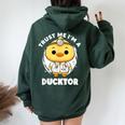 Trust Me I'm A Ducktor Duck Nurse 小児科医 レディース オーバーサイズ パーカー バックプリント Navy Blue