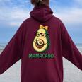 Mamacado Pregnant Avocado Mom Pun レディース オーバーサイズ パーカー バックプリント Maroon