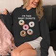 I'm Many Donuts 面白いドーナツフィットネス格言 パーカー