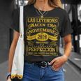 15 Años Cumpleaños Las Leyendas Nacen En Noviembre De 2010 Camiseta unisex Regalos para ella