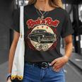 1950年代ロックンロールクラシックカーとサイコロロカビリー Tシャツ 彼女への贈り物
