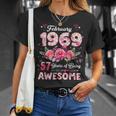 57歳 1969年2月 花柄 57歳 誕生日 男性 女性 Tシャツ 彼女への贈り物