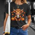 Cute Highland Cow Autumn Pumpkin Fall Coffee Pumpkin Spice T-Shirt Gifts for Her
