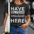 Have No Fear Urologist Is Here 面白い ギフト 仕事 ユーモア ジョブ Tシャツ 彼女への贈り物
