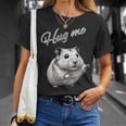 Hug Me ジャンガリアンハムスター アートデザイン 可愛い おしゃれ 動物 齧歯類 Tシャツ 彼女への贈り物