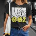Pickleball 002 スパイパロディ 面白いピックルボールパドルプレーヤー Tシャツ 彼女への贈り物